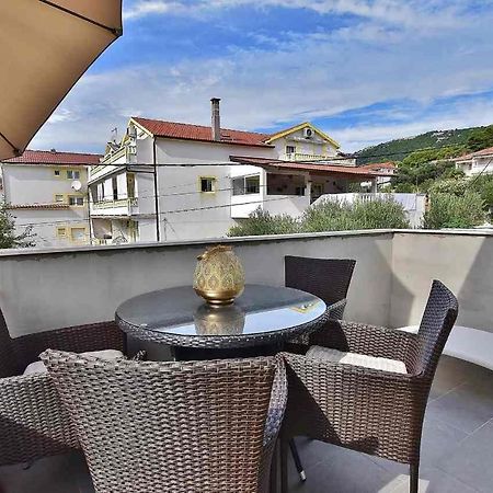Apartments Ruzica Banjol Екстериор снимка