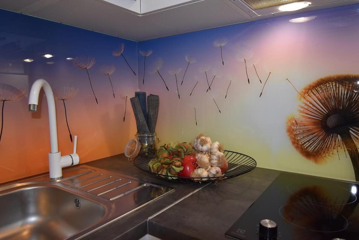 Apartments Ruzica Banjol Екстериор снимка