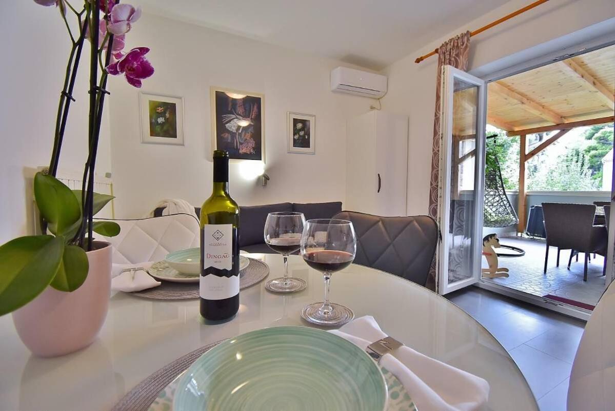 Apartments Ruzica Banjol Екстериор снимка